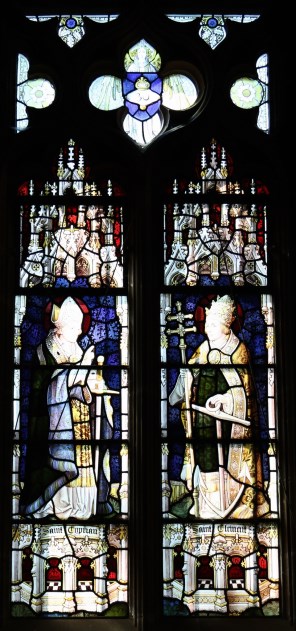 카르타고의 성 치프리아노와 교황 성 클레멘스 1세_photo by Andrewrabbott_in the Church of the Holy Angels in Hoar Cross_England UK.jpg